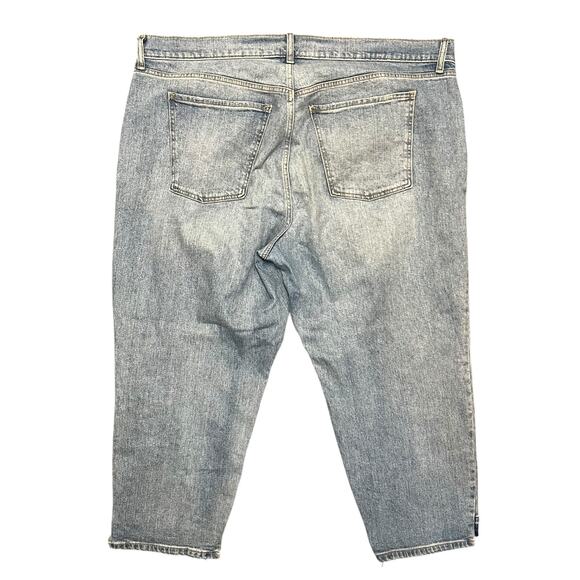 Old Navy Mid Rise Boyfriend Cropped Jeans Size 20 - Picture 2 of 6